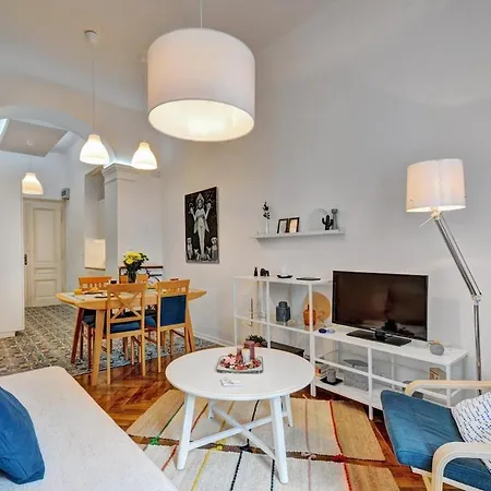 Appartement In A Period - Private Parking Pula
