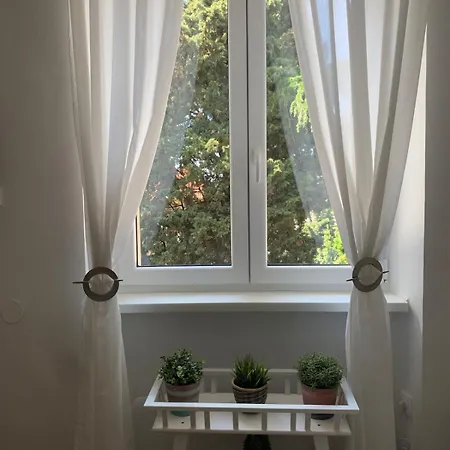 In A Period - Private Parking Appartement Pula